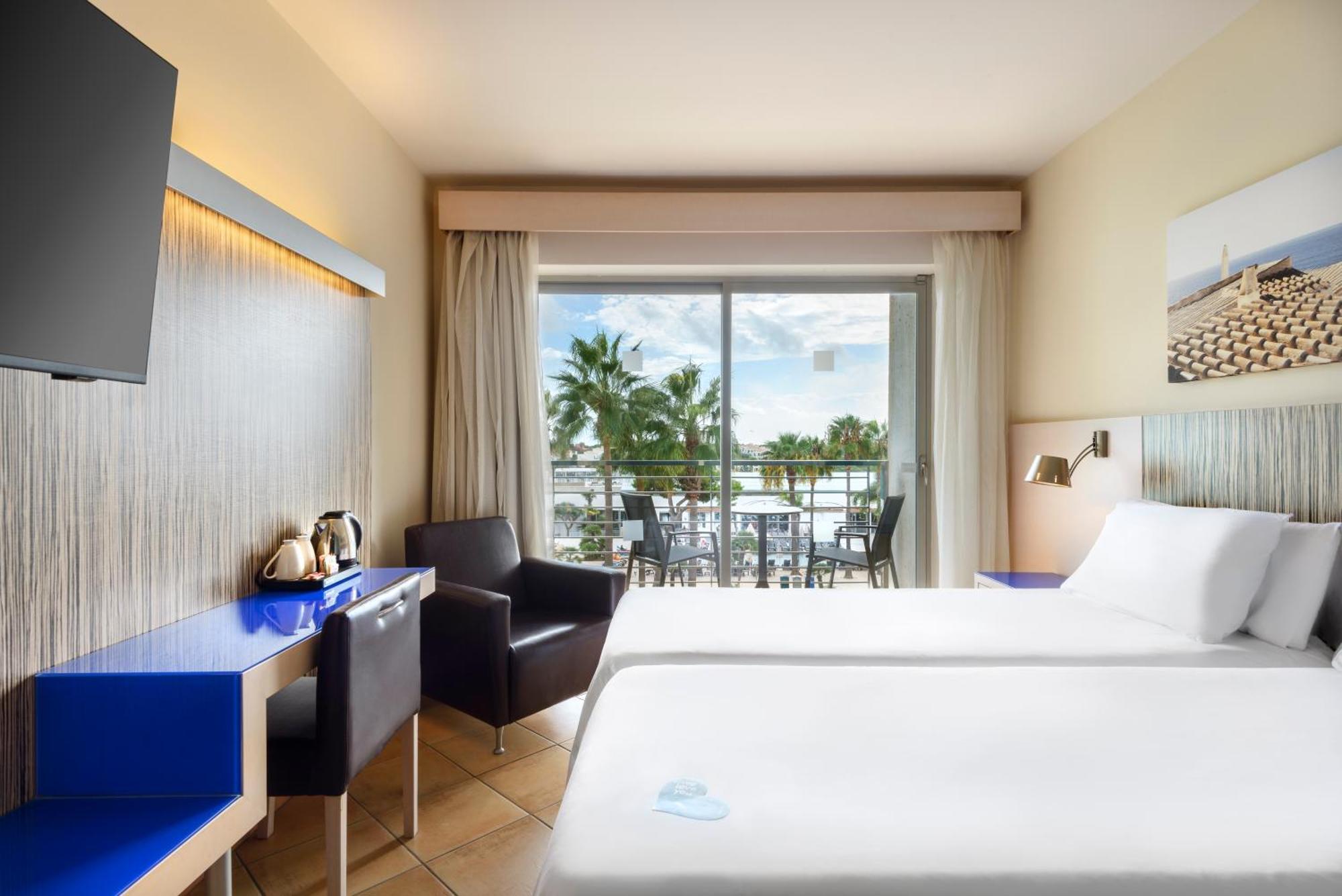 Hotel Occidental Menorca (Adults Only) Punta Prima  Esterno foto