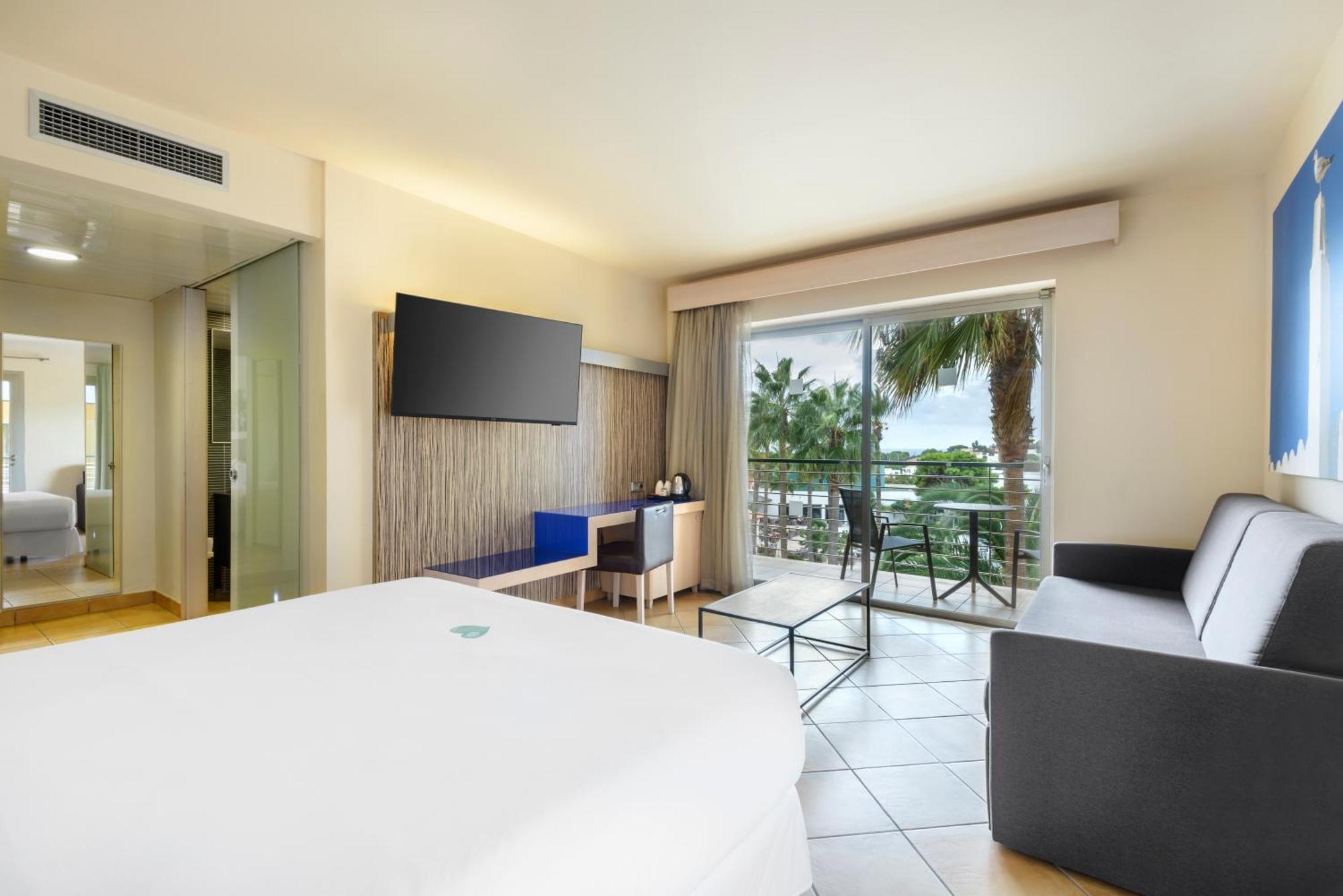Hotel Occidental Menorca (Adults Only) Punta Prima  Esterno foto