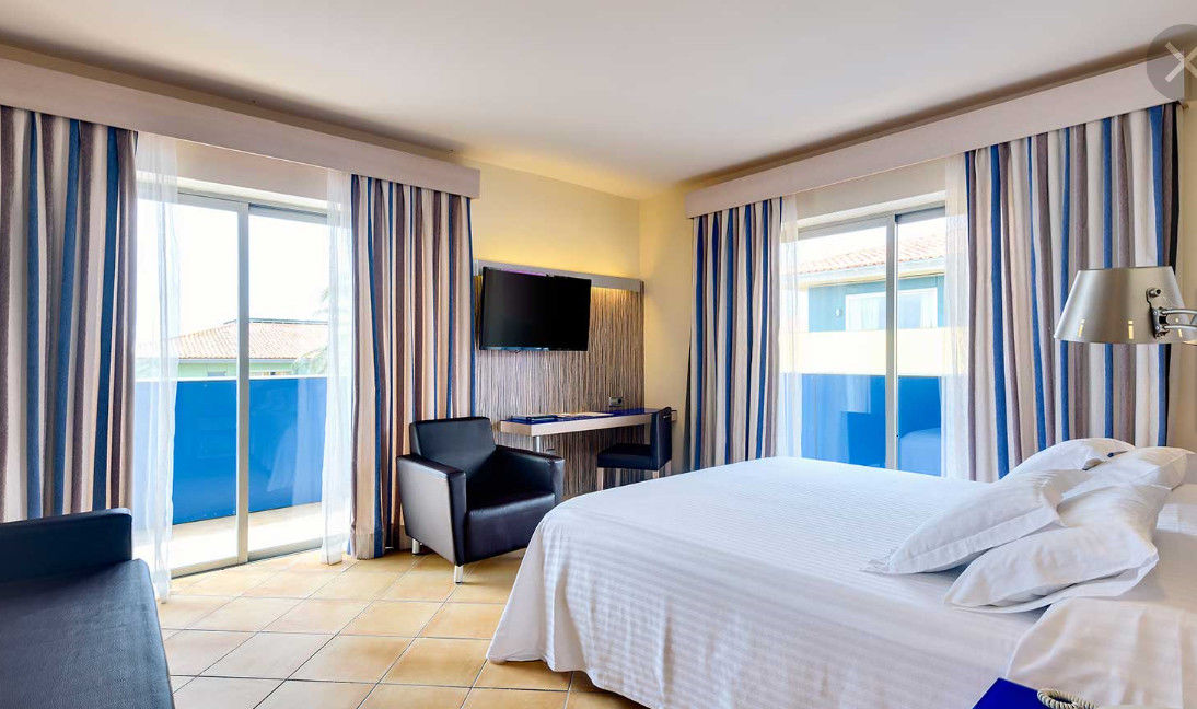 Hotel Occidental Menorca (Adults Only) Punta Prima  Esterno foto